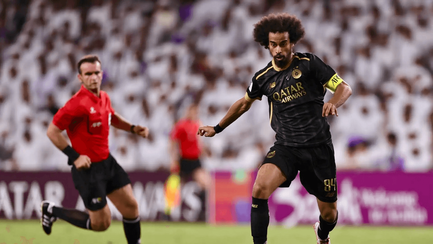 أكرم عفيف يفاجئ الجميع بـ”نيولوك” مختلف.. استجاب للجماهير لكن بشروطه