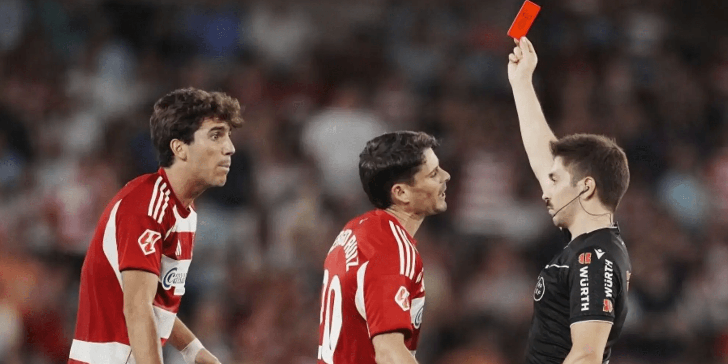 Embarrassing Record: Granada Players Have Received Red Cards in Four Consecutive Segunda División Matches