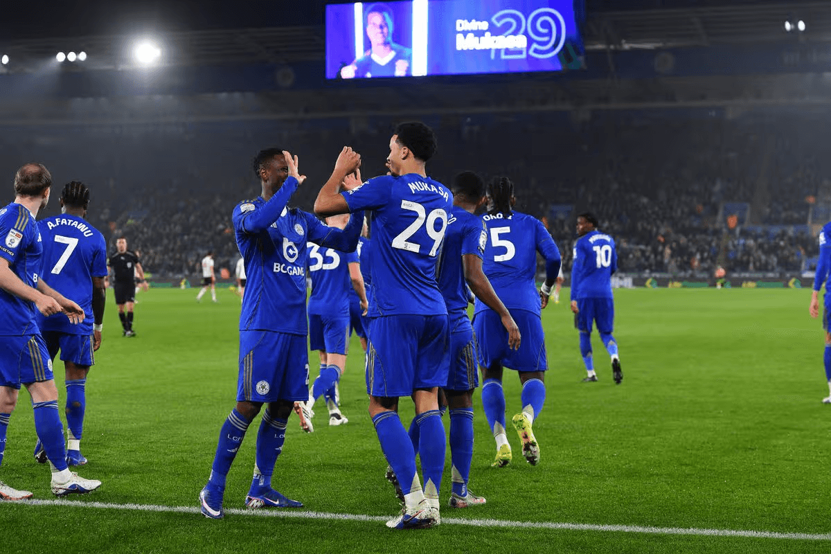 Leicester City 3–0 Up At Half-Time, Then Conceded 4 Straight Goals & 97th-Min Winner To Southampton!