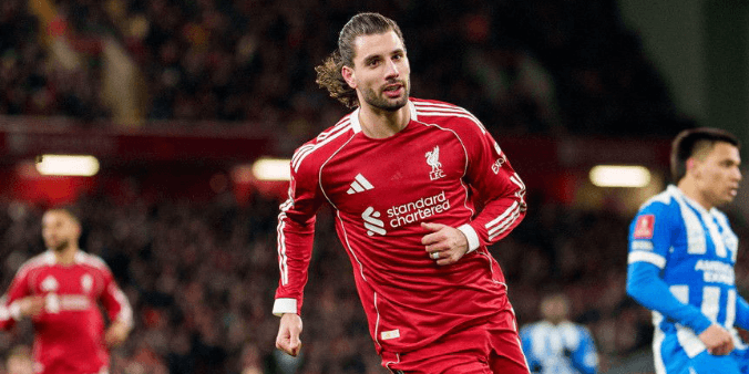 Liverpool Correspondent: Slot Must Stop Playing Szoboszlai at Right-Back; Top European Clubs Monitoring Player