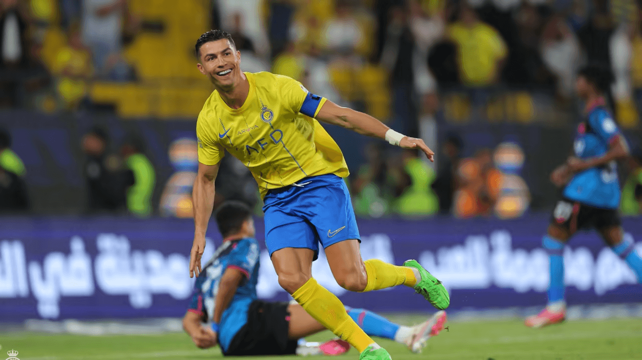 Shock MLS Survey! 13 Of 22 Top Execs Want To Sign Ronaldo – Only 8 Reject The GOAT, Messi Reunion On The Cards!